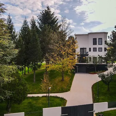 Vila Slatina * Vrnjci